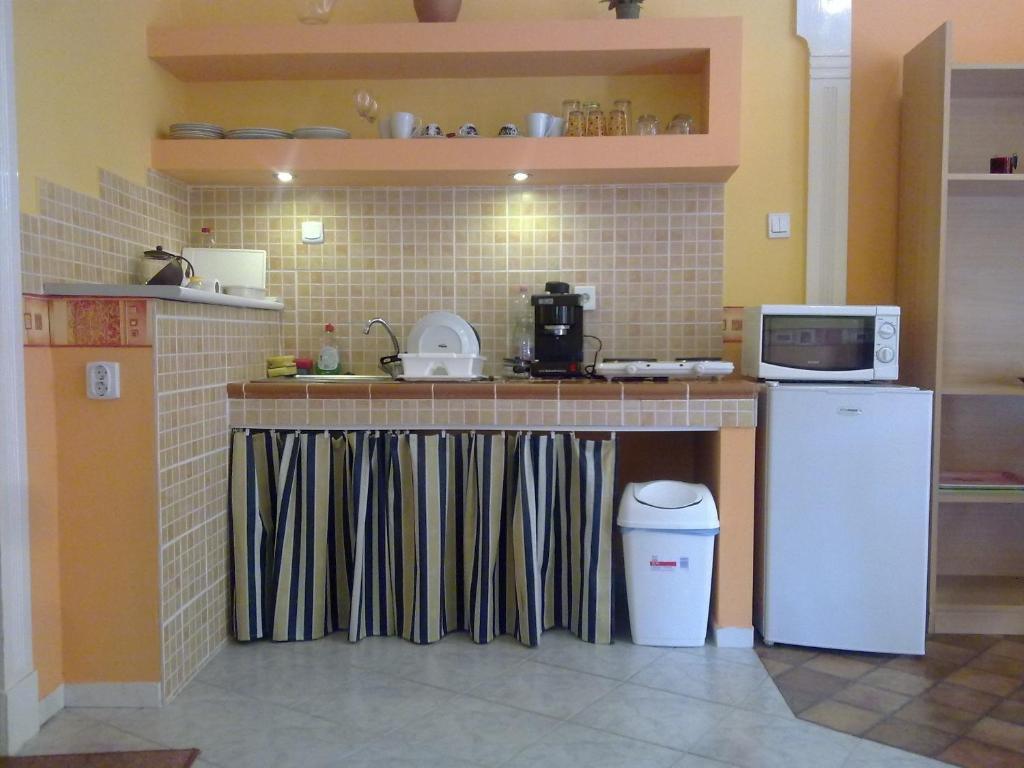 Central Apartman Gyula Kamer foto